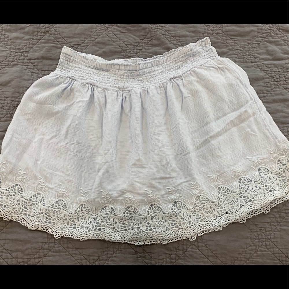 💕American Eagle Ice blue skirt